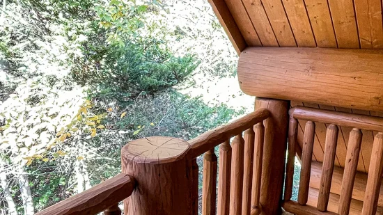 b balcony